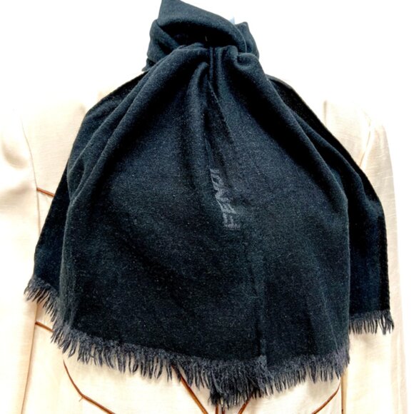 Vintage Fendi Scarf for Men/Women Riversable 62"x13" Black/Gray Fringed (19) - Picture 2 of 6